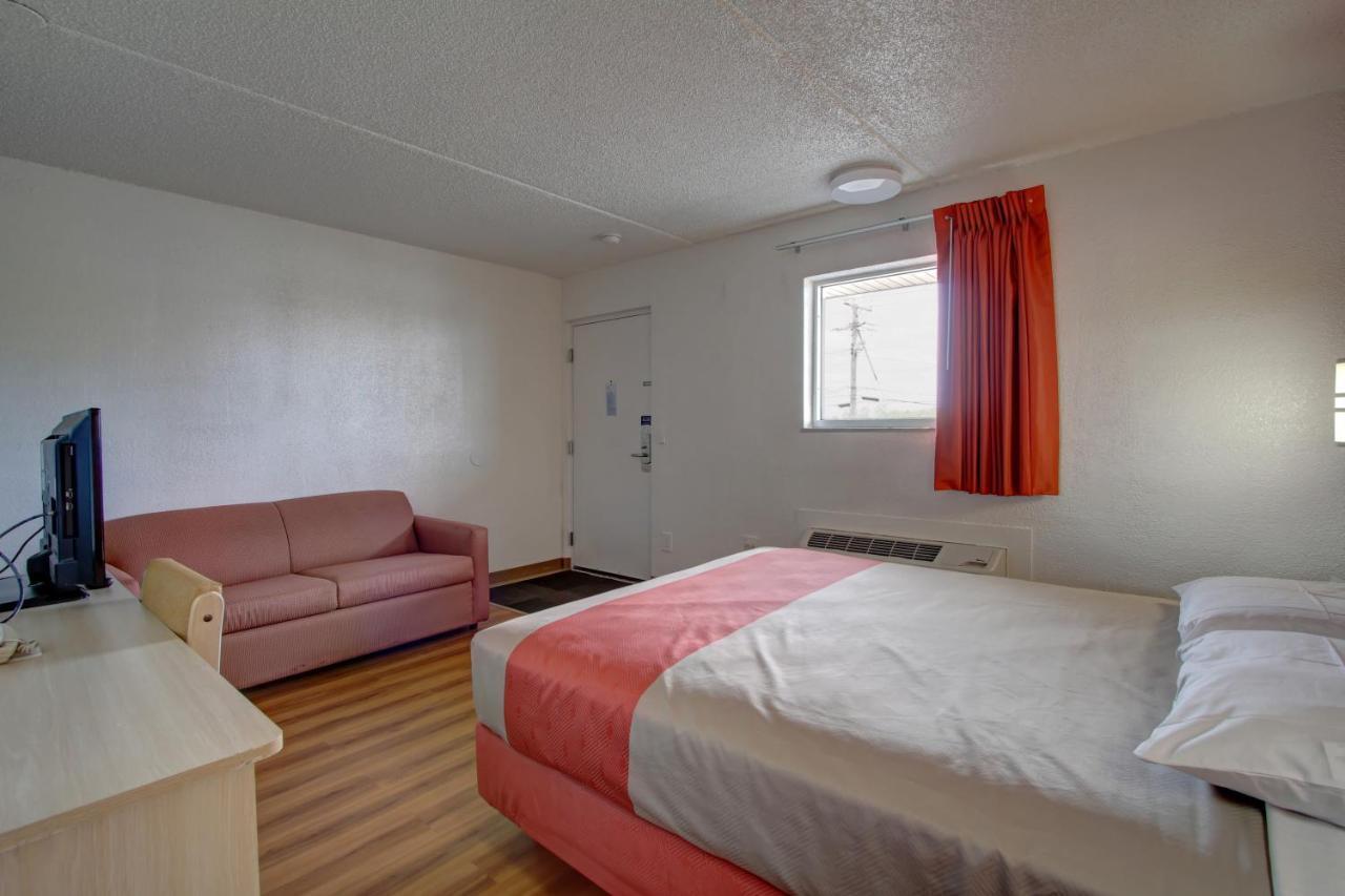 Motel 6-North Ridgeville, Oh - Cleveland Intl Airport - N Ridgeville Room photo